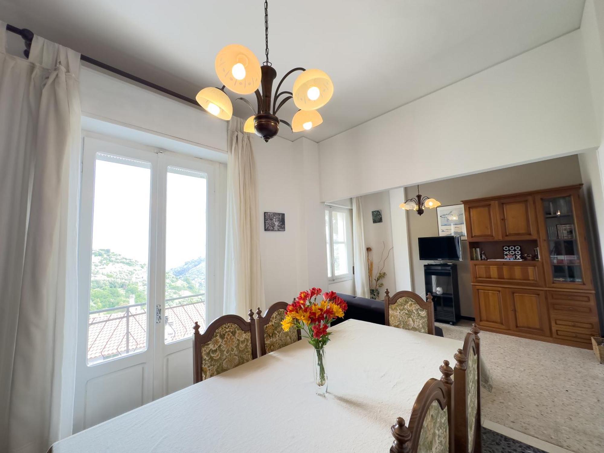 Sanremo Mare E Relax - Affittasi "Casa Illiade" Con Parcheggio Libero, Terrazza E Wi-Fi Apartment Exterior photo